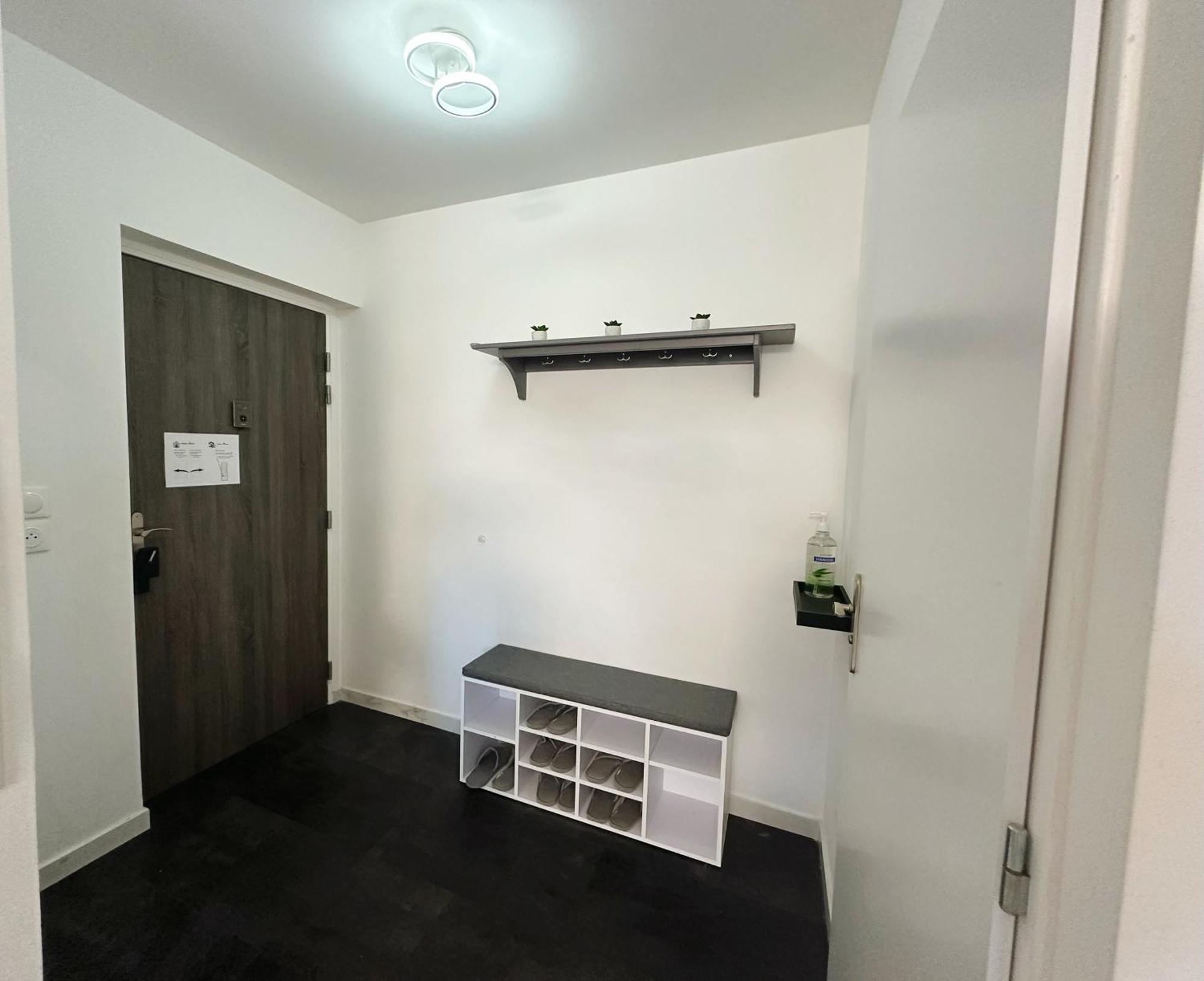 Apartamento Le Lion D'Or - Parking - Netflix - Wifi - Nerf Bussy-Saint-Georges Exterior foto