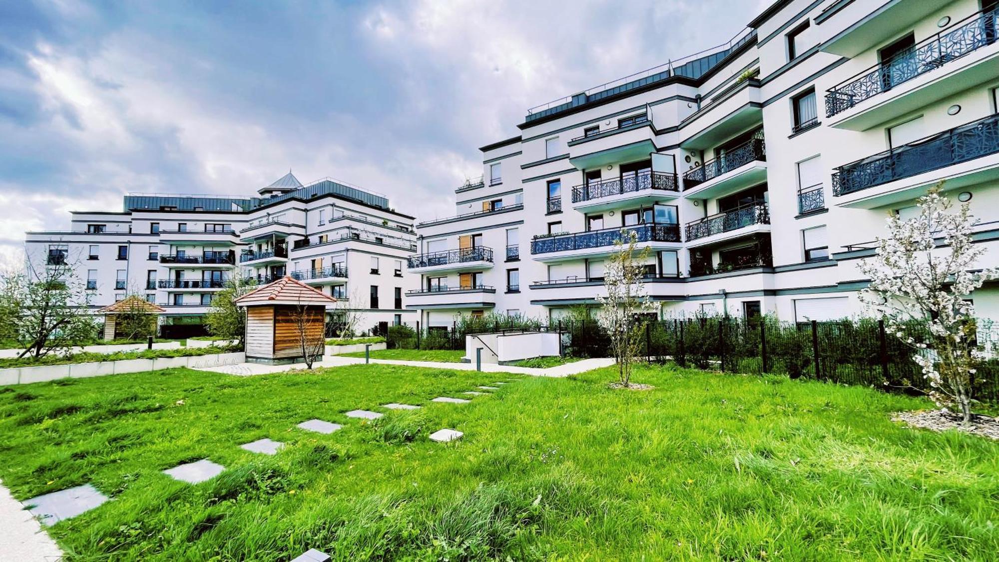 Apartamento Le Lion D'Or - Parking - Netflix - Wifi - Nerf Bussy-Saint-Georges Exterior foto