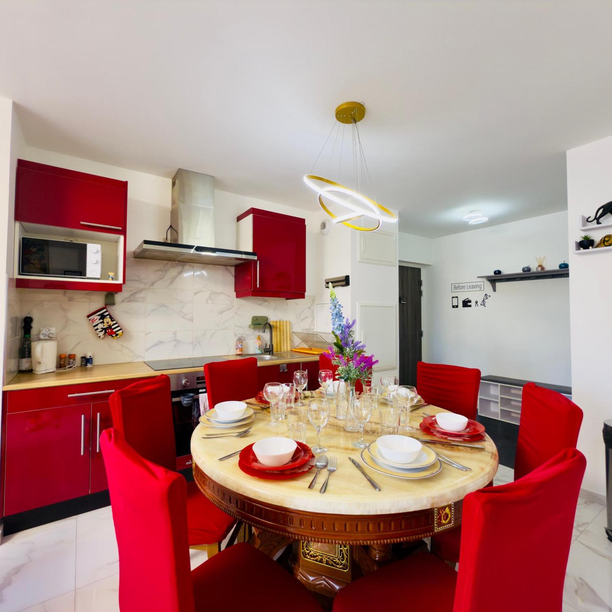 Apartamento Le Lion D'Or - Parking - Netflix - Wifi - Nerf Bussy-Saint-Georges Exterior foto